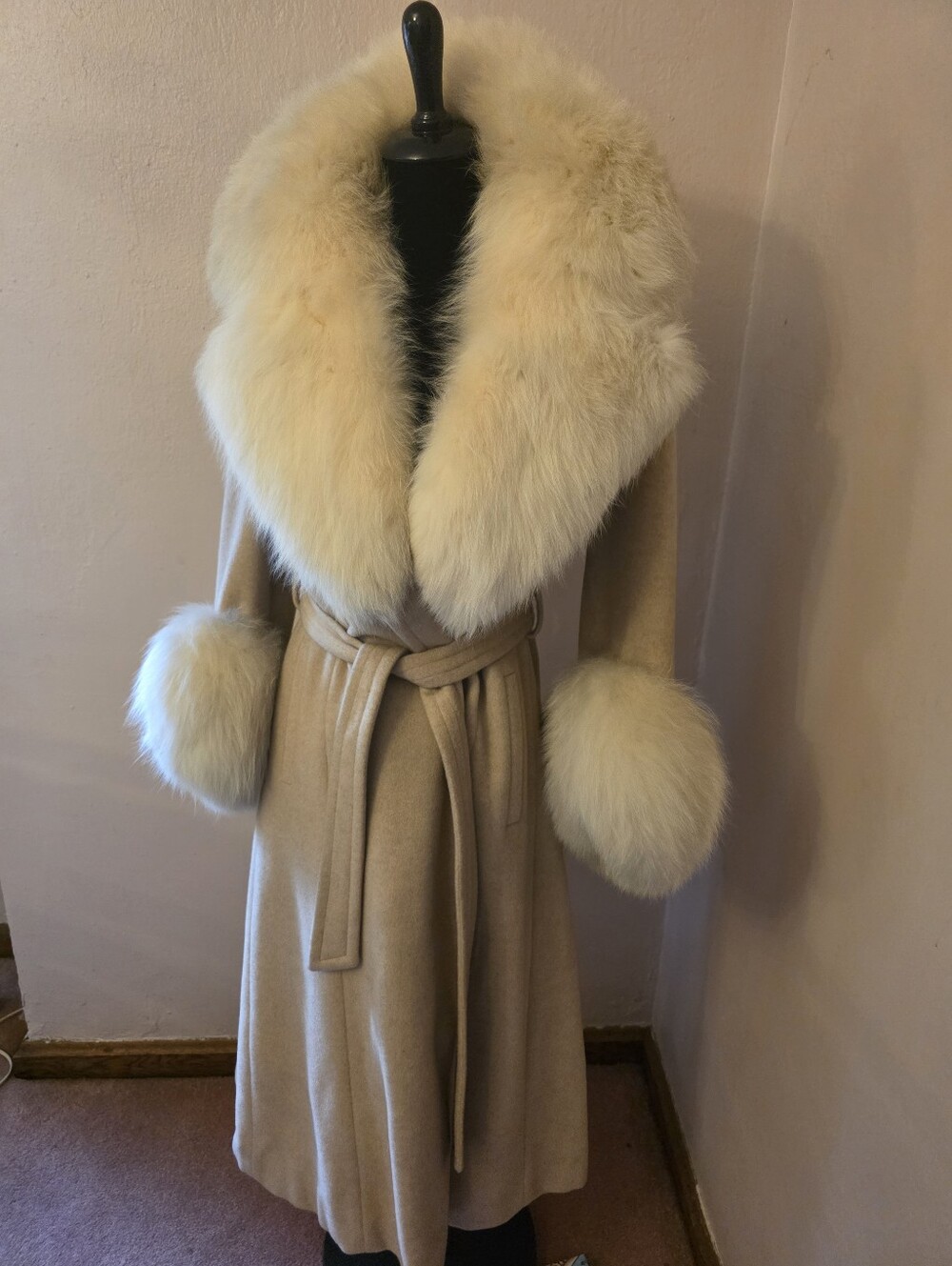Elegant Cream Cashmere Wrap Coat with Genuine Fox Fur Trim